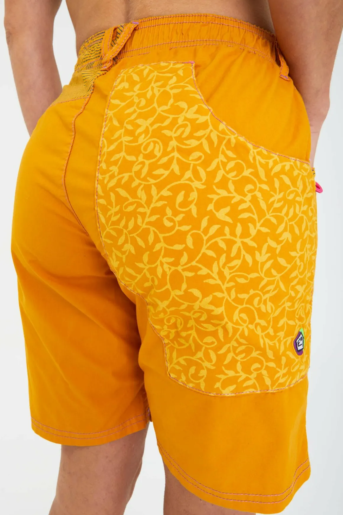 N Scintilla Short
